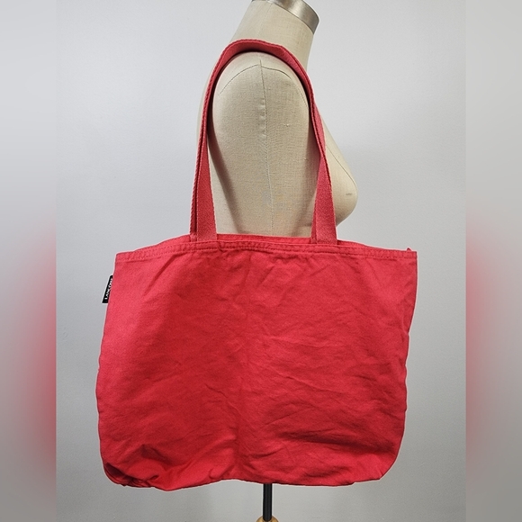 Lancome Paris Red 'Be Fearless' Tote Shoulder bag - Picture 3 of 10